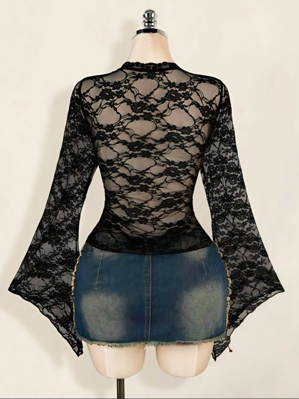 ✨🖤 Black Lace Long Bell Sleeve Tie Front Sheer Top - Picture 2 of 6